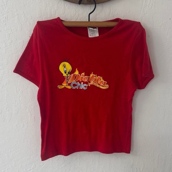 Looney Tunes Mania Tops - Looney Tunes Medium Ribbed Stretch 100% Cotton Red Tweety Bird Diablo Chic Tee